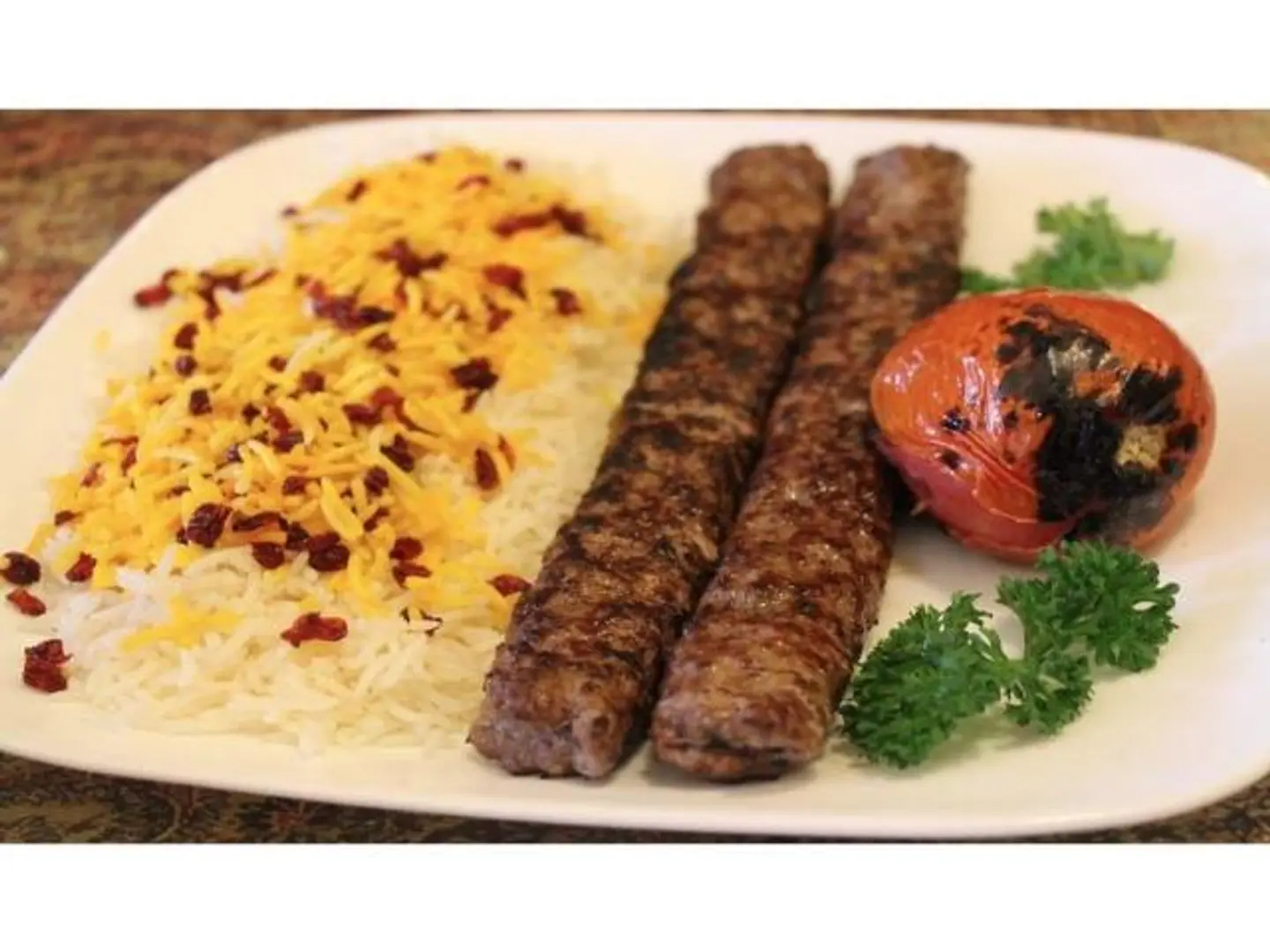 چلو كباب مع الارز 1 سيخ