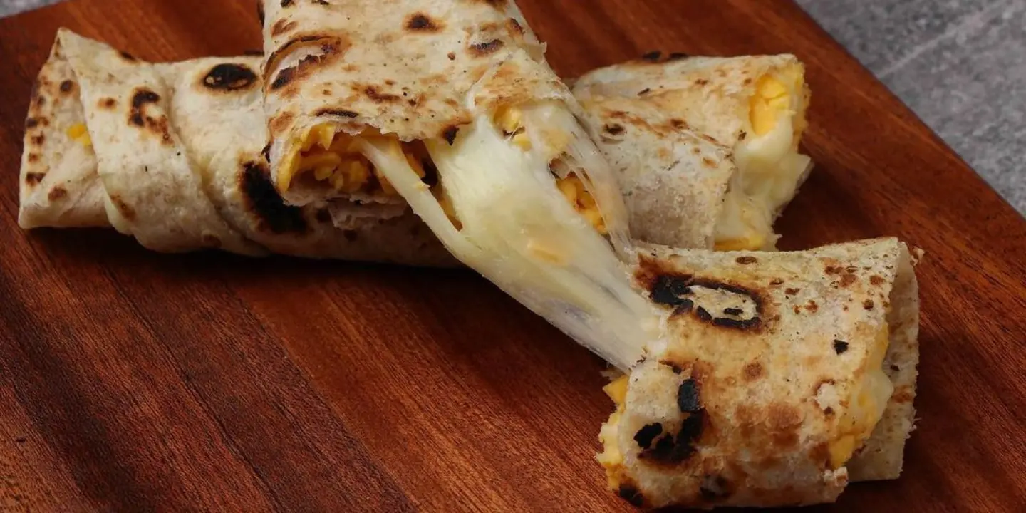 شباتي جبن عكاوي