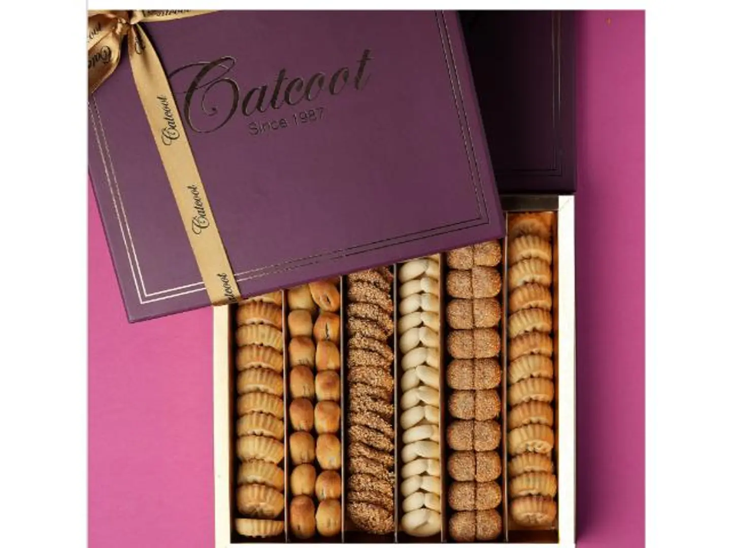 Large Assorted Maamoul And Ghorayeba