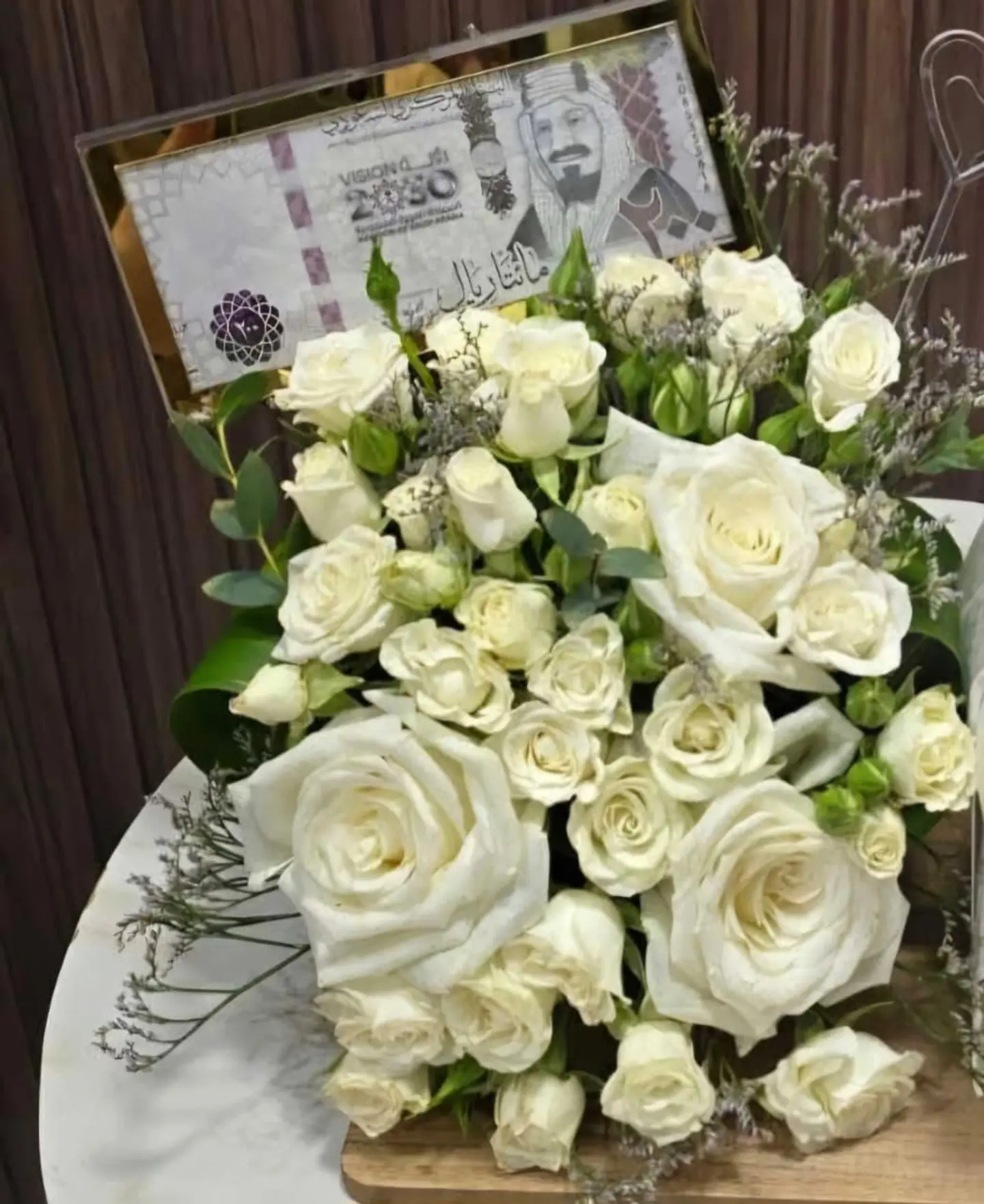 Bouquet With Base