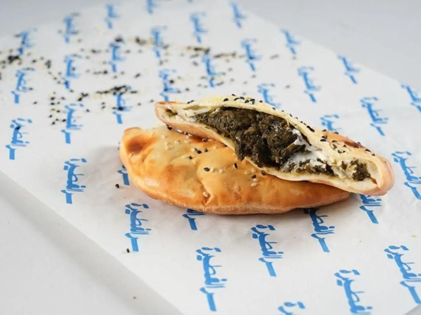 مدور لبنة سبانخ