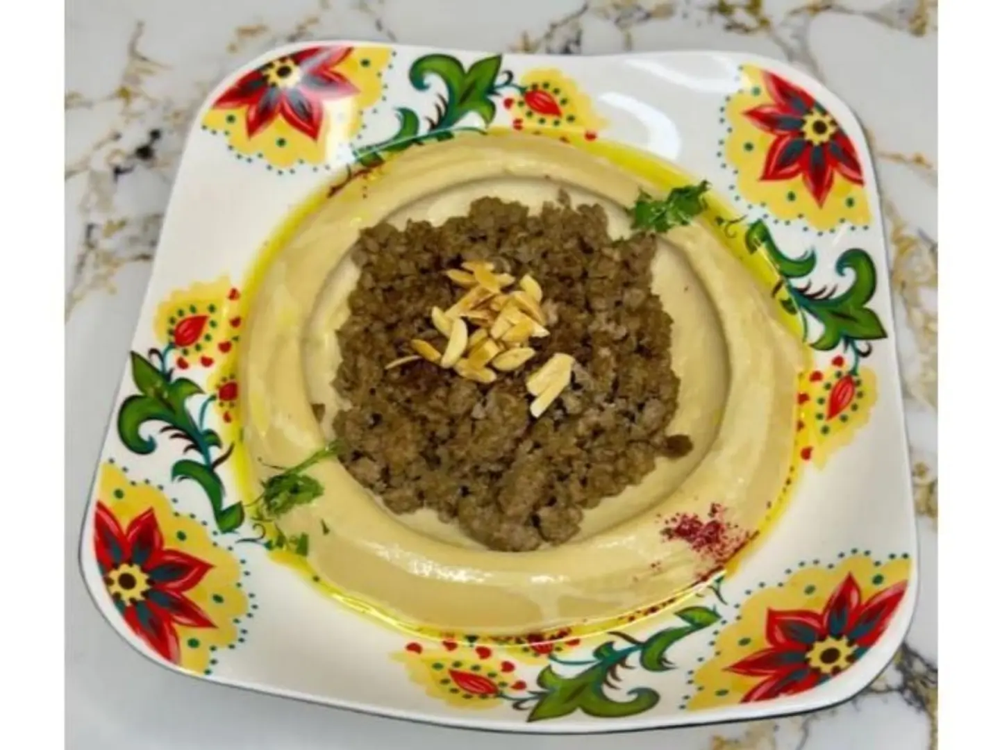 Hummus With Meat