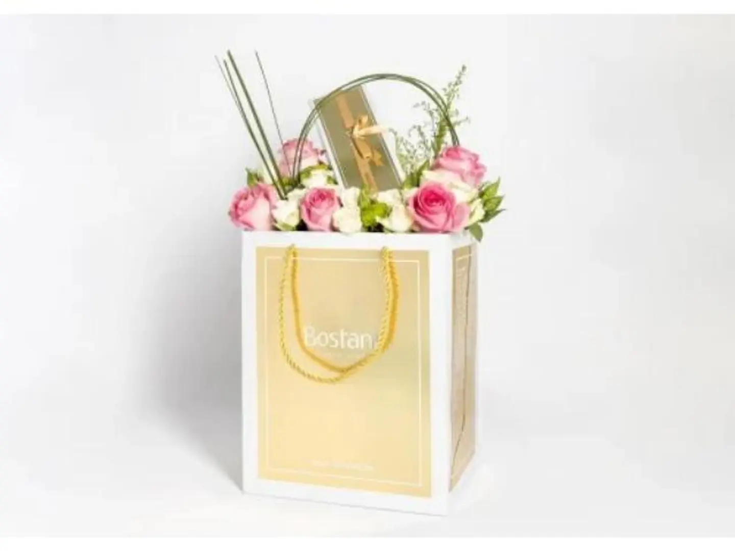 Gardener's Box Roses