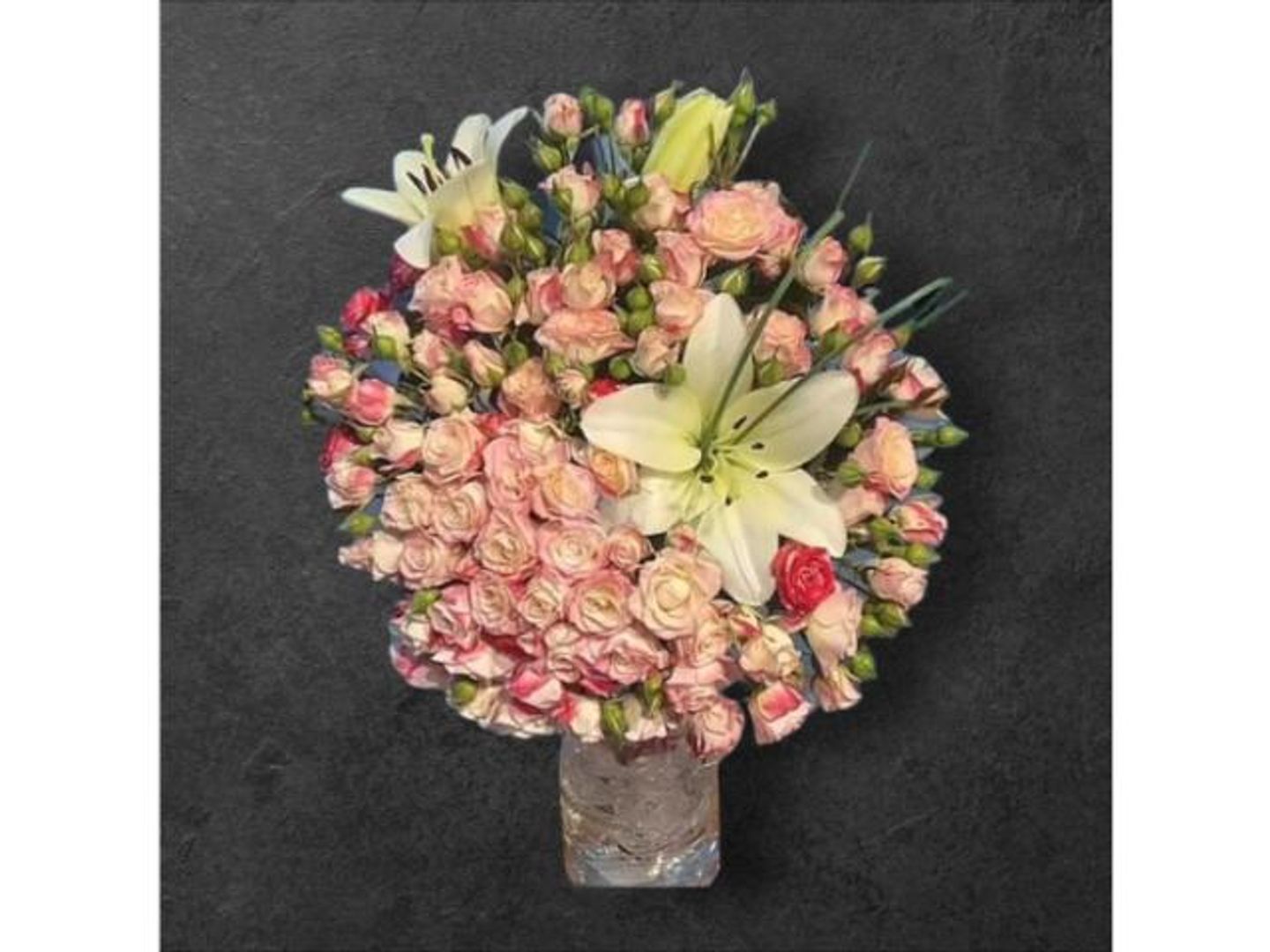 Hiyam Vase