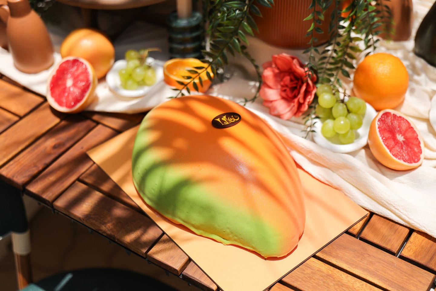 Mango Illusion