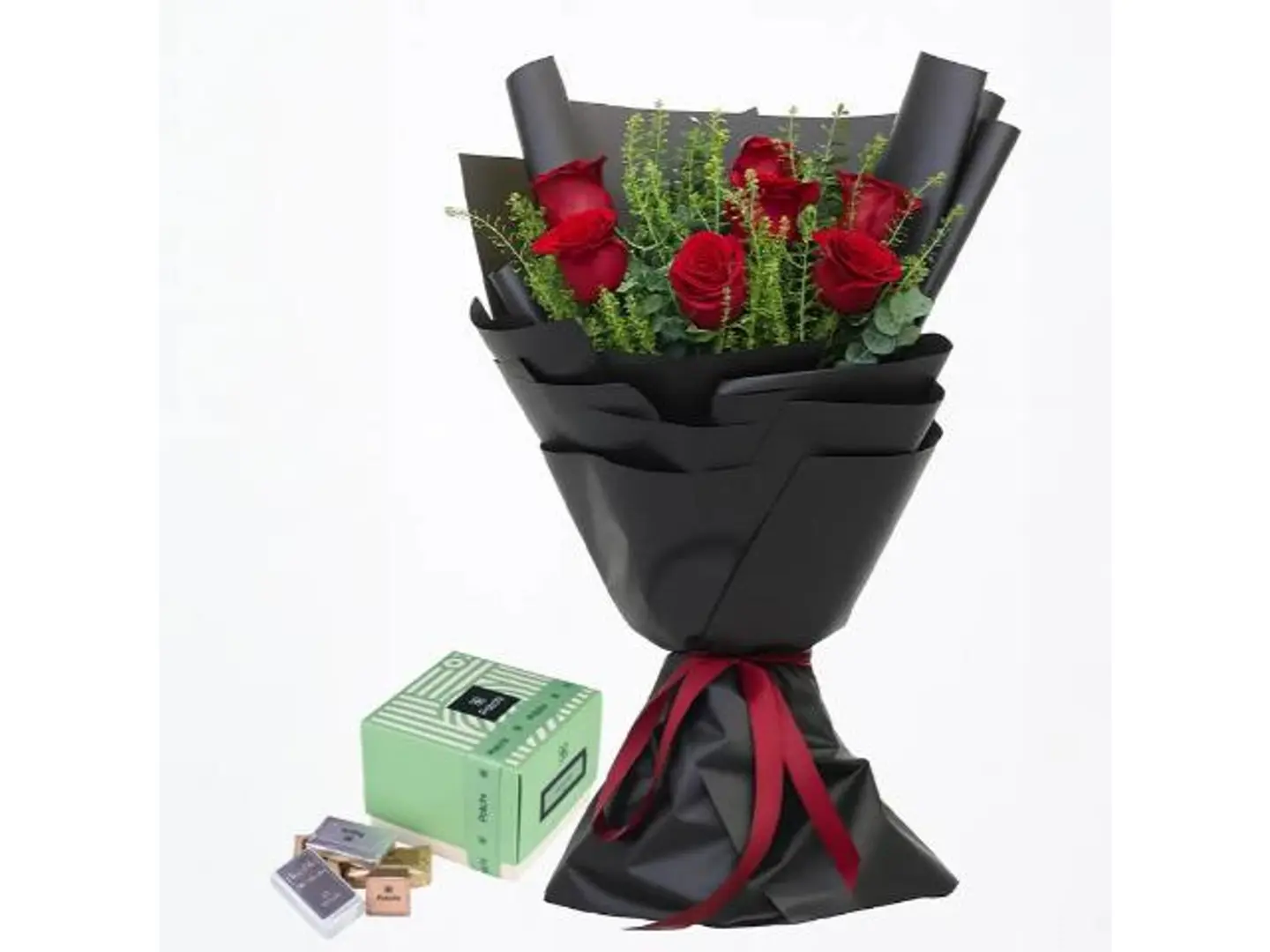 باتشي وورد أطمع فيك ، مَ اشبعك لو كل وقتي معك