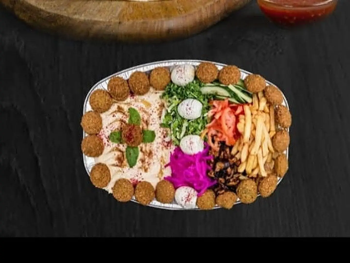 صحن فلافل كبير مشكل