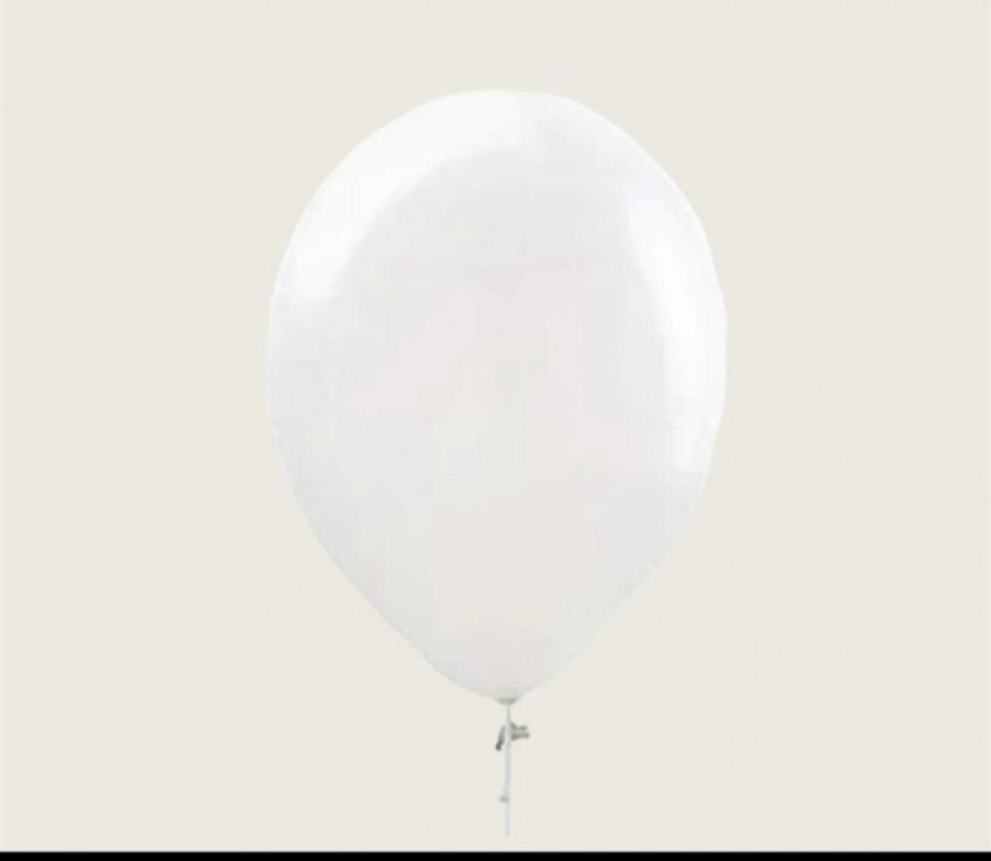 White Balloon