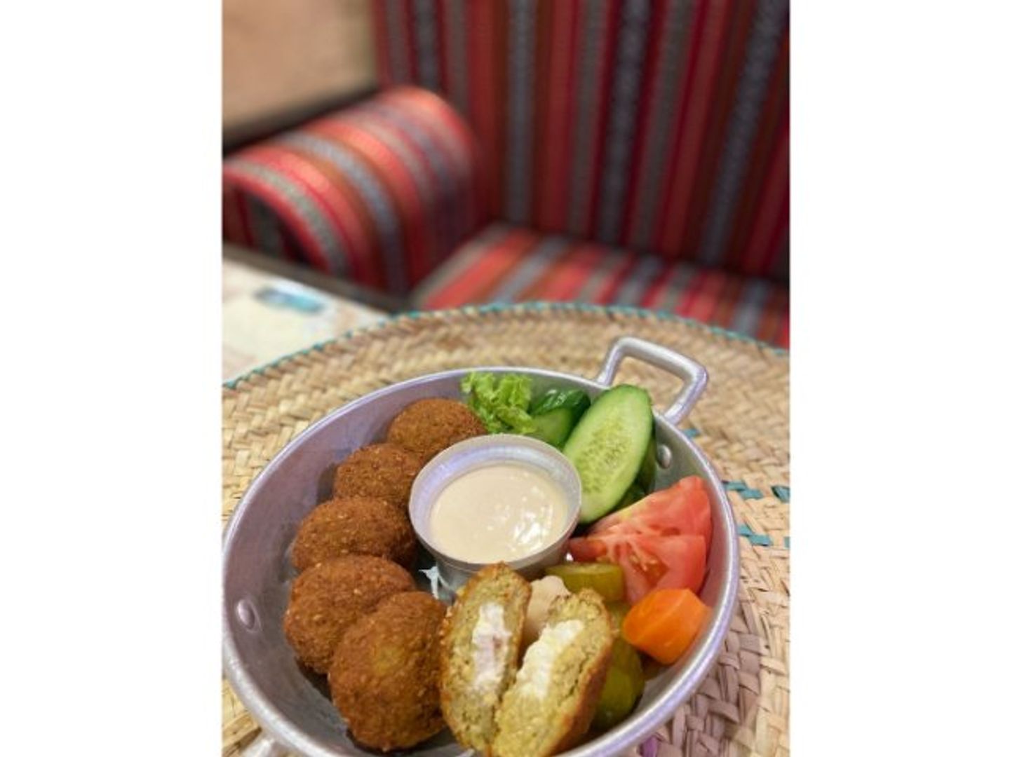 فلافل جبنه