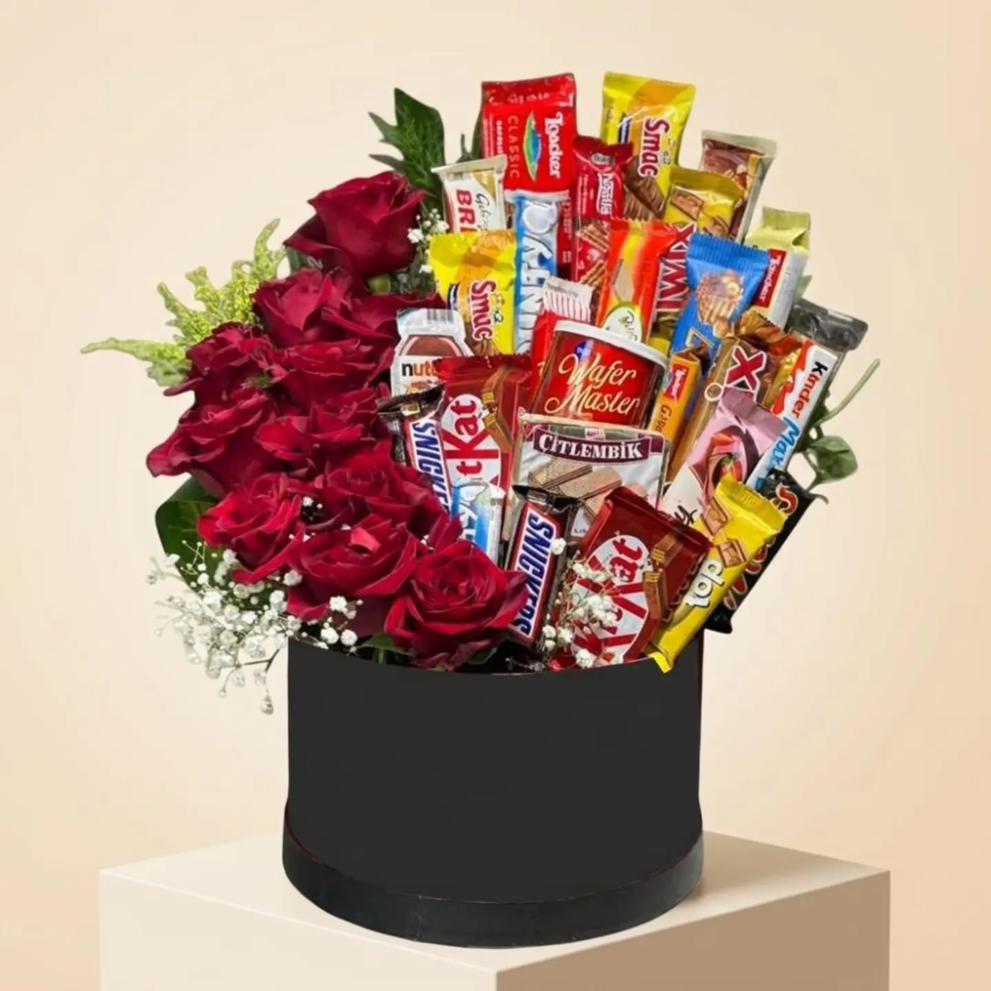 Rose Box And Cheerful Items 6