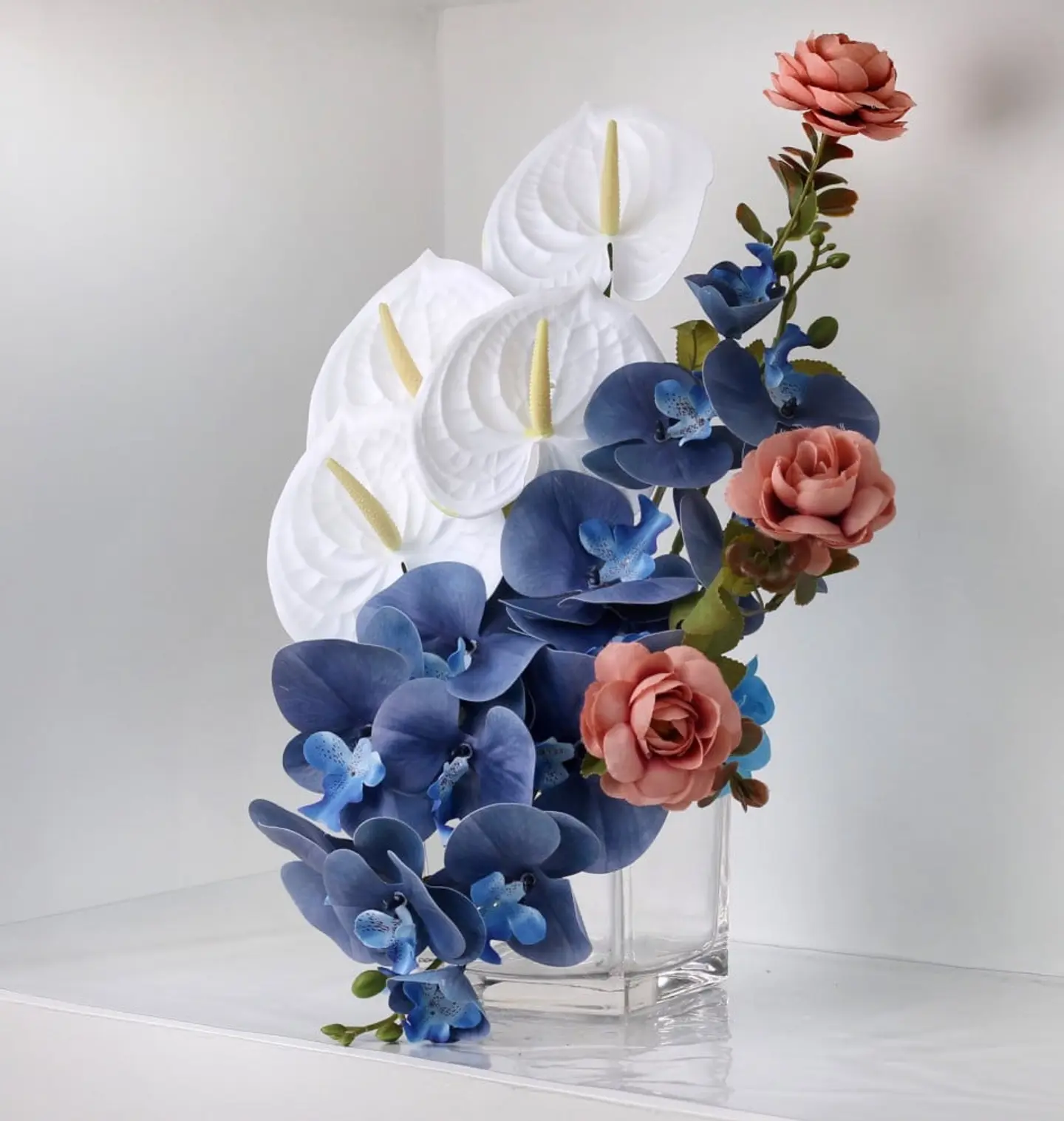 Artificial Mixed Rose Vase