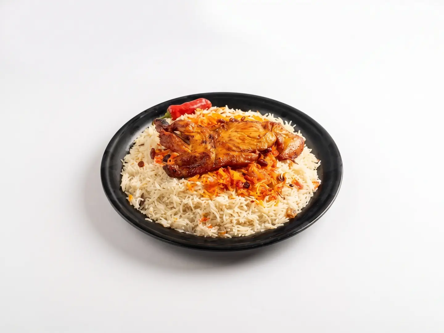 دجاج على فحم مع رز احمر - نص حبة دجاج