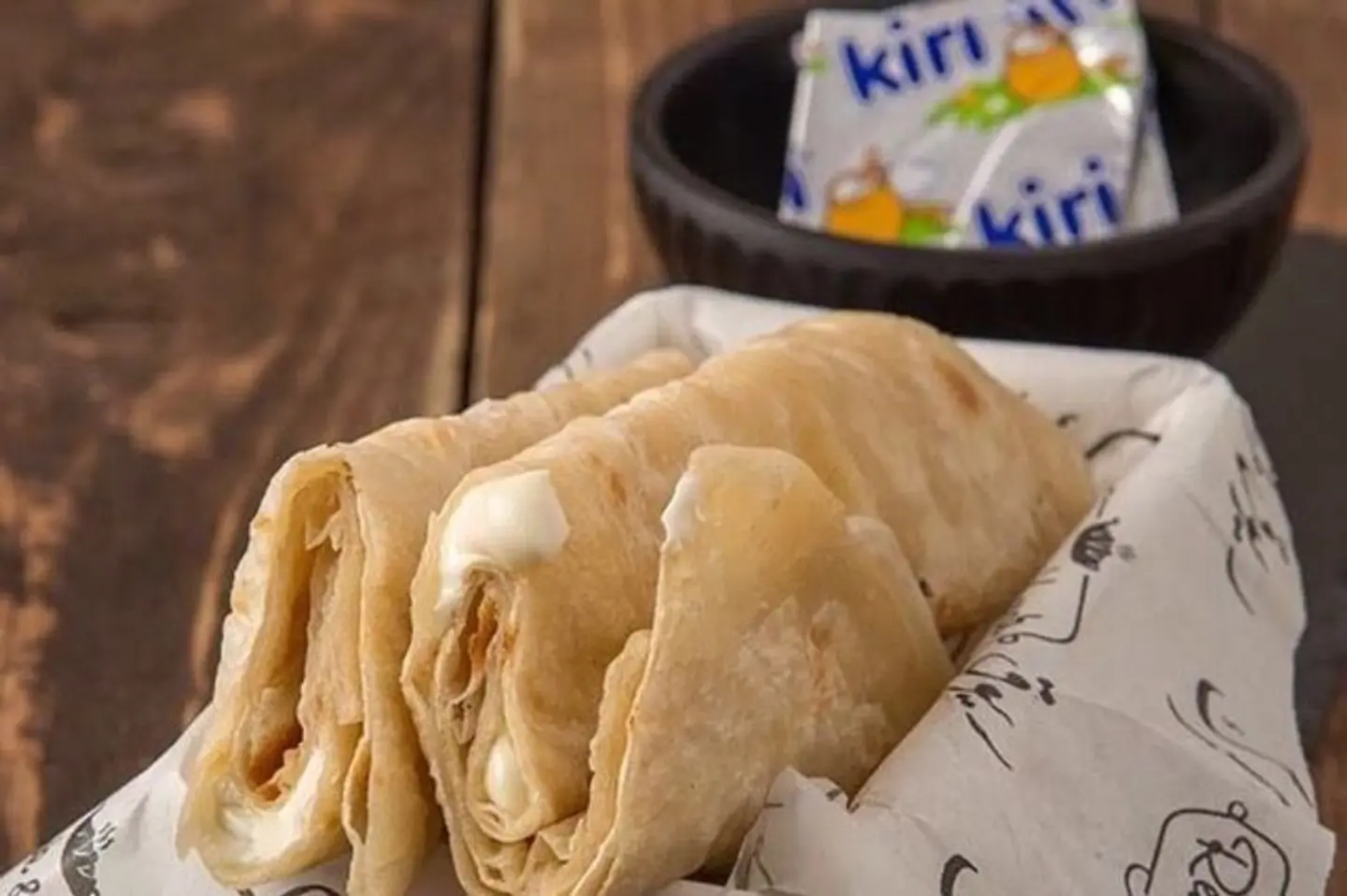 شباتي بالجبن الكيري و الحلاوة الطحينية