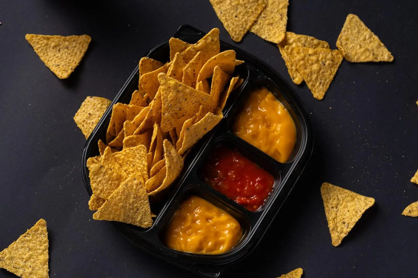 Nachos With Cheese, Salsa & Jalapenos