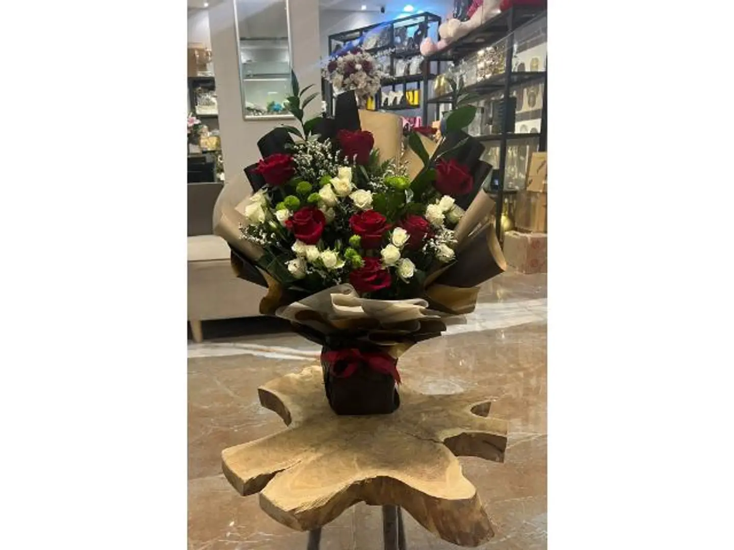 باقة عبق الورد