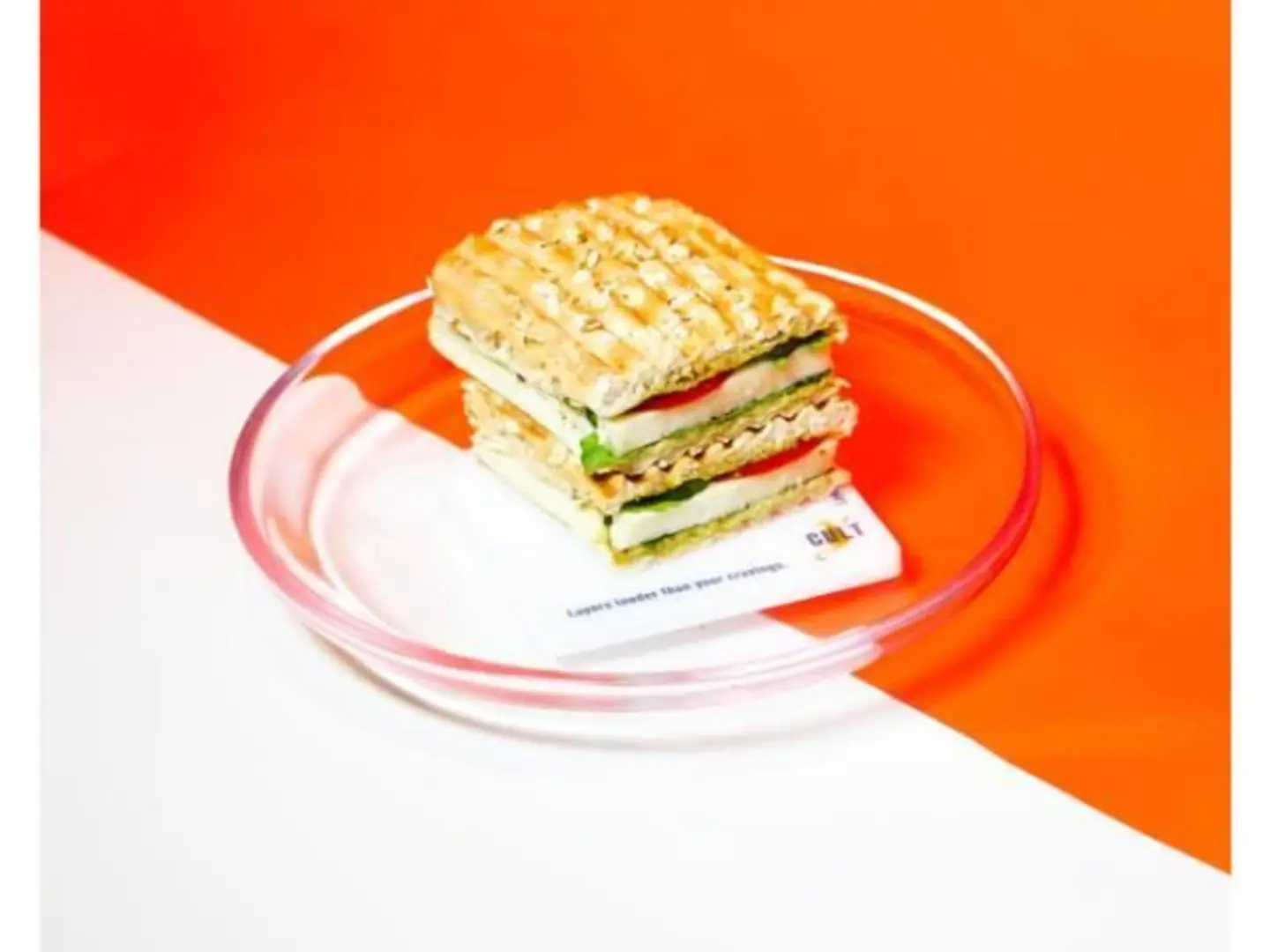 ساندوتش بيستو حلومي