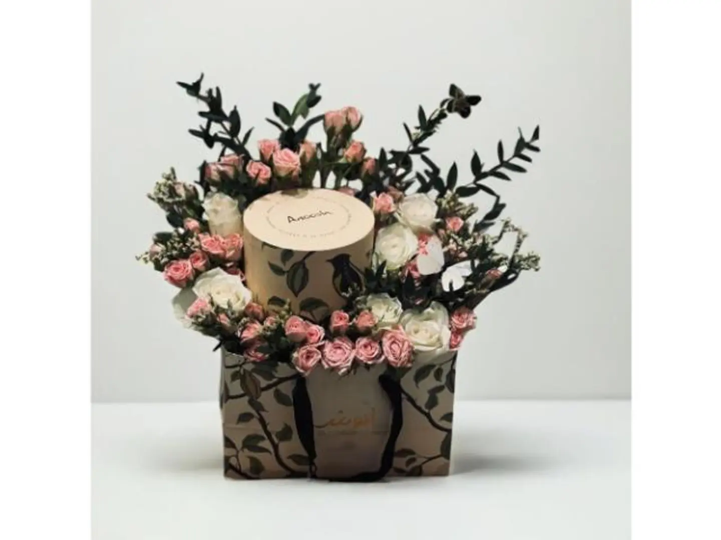 Anoush Sweets With Baby Rose Flowers 3