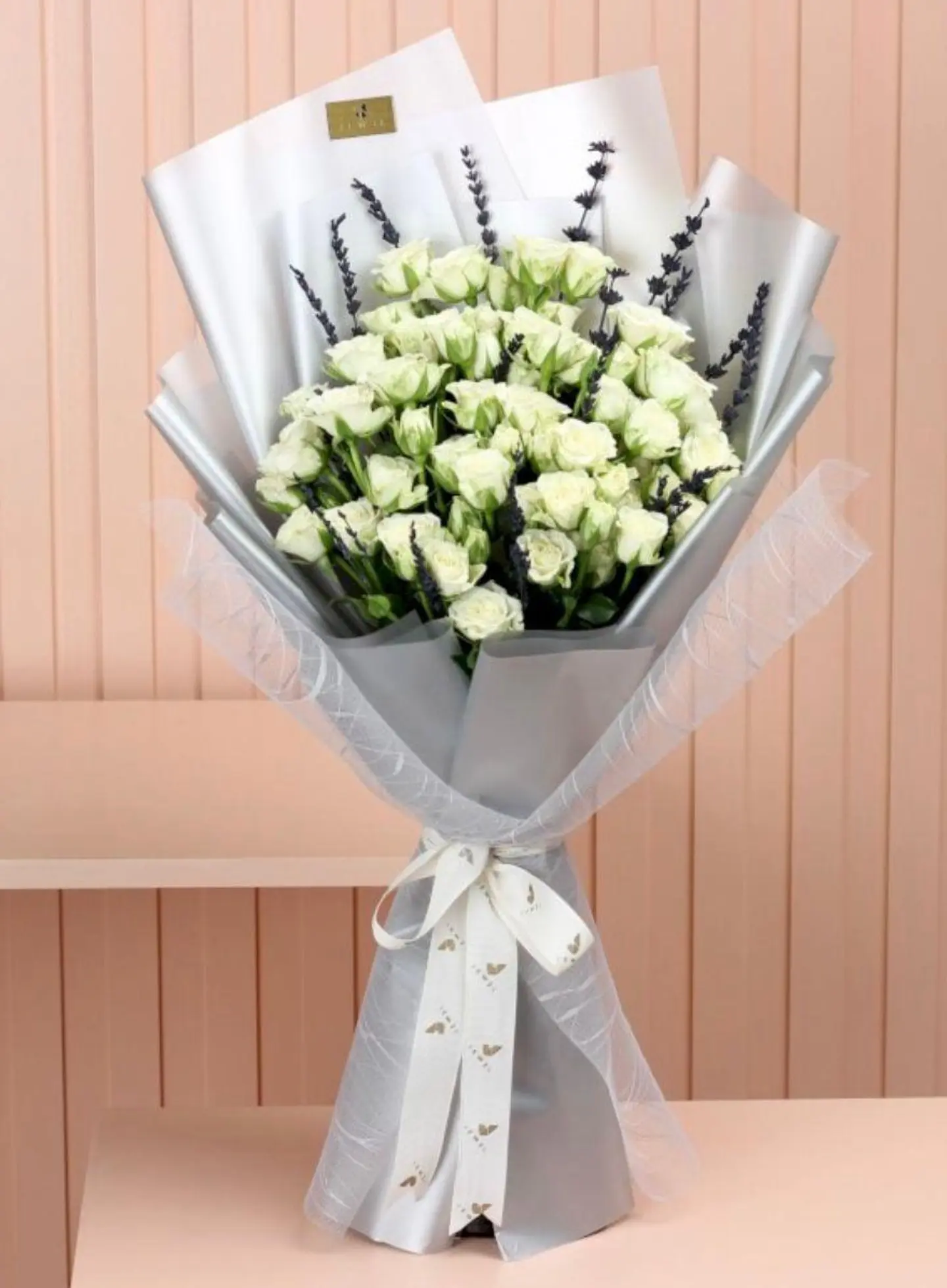 بوكيه ورد بييي جوري ٥٥٠