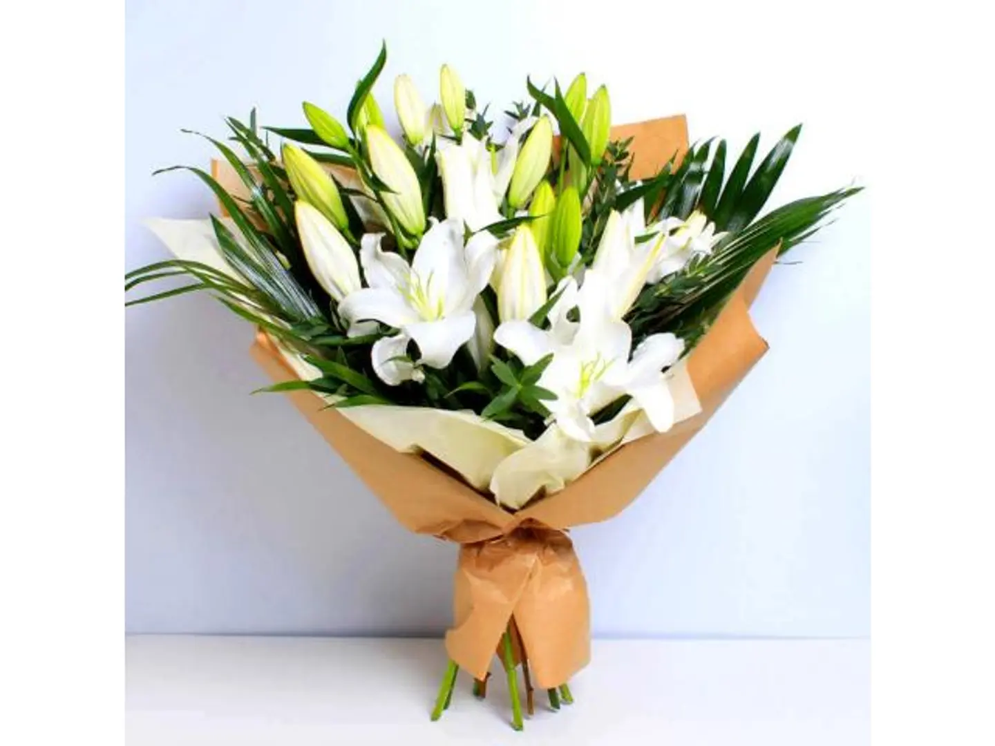 White Lilli Bouquet 13