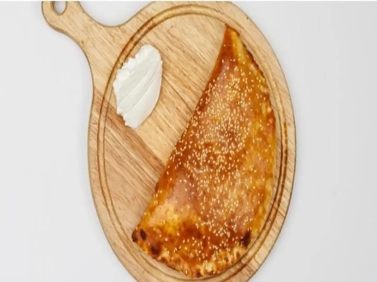 لبنة مع الجبن و البيض