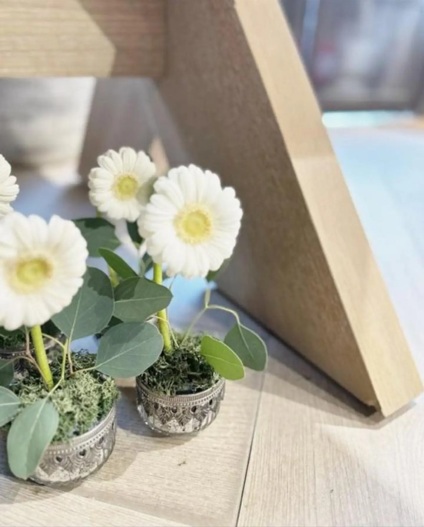 ورد طاولات خدمة٢