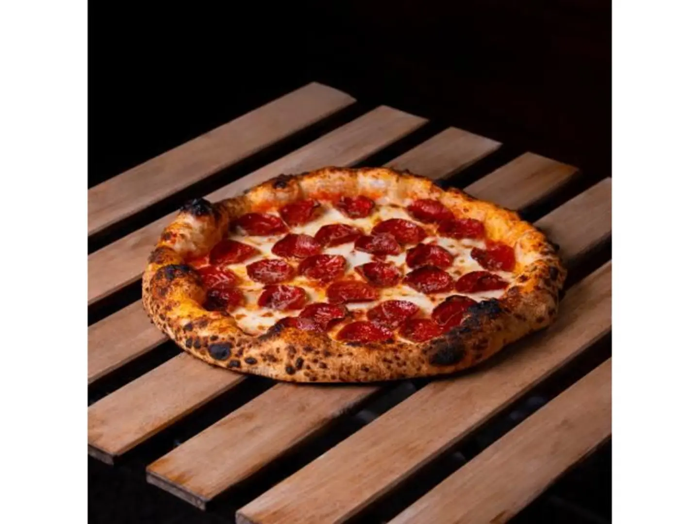 بيتزا البيبروني