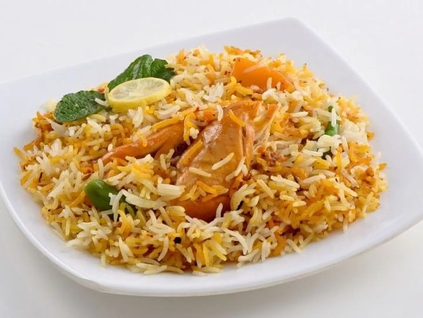 برياني دجاج مع بطاطس