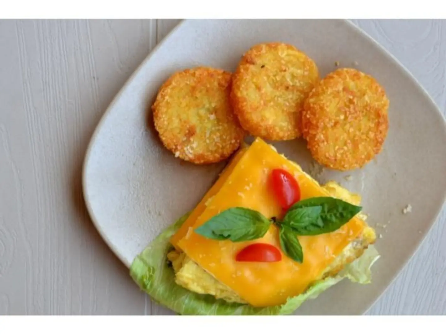 Mixed Cheese Omelette