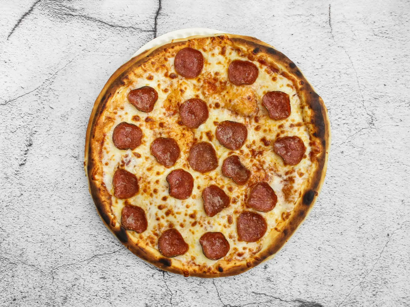 بيتزا بيبروني