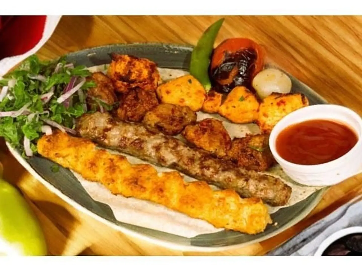 طبق مشاوي مشكل