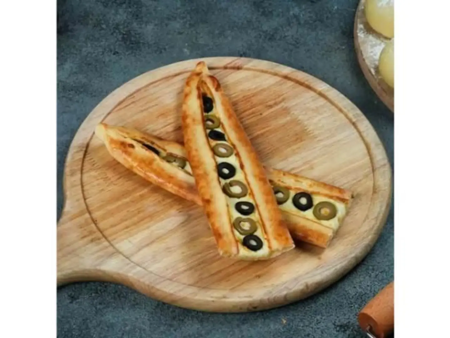 لبنة جبن زيتون