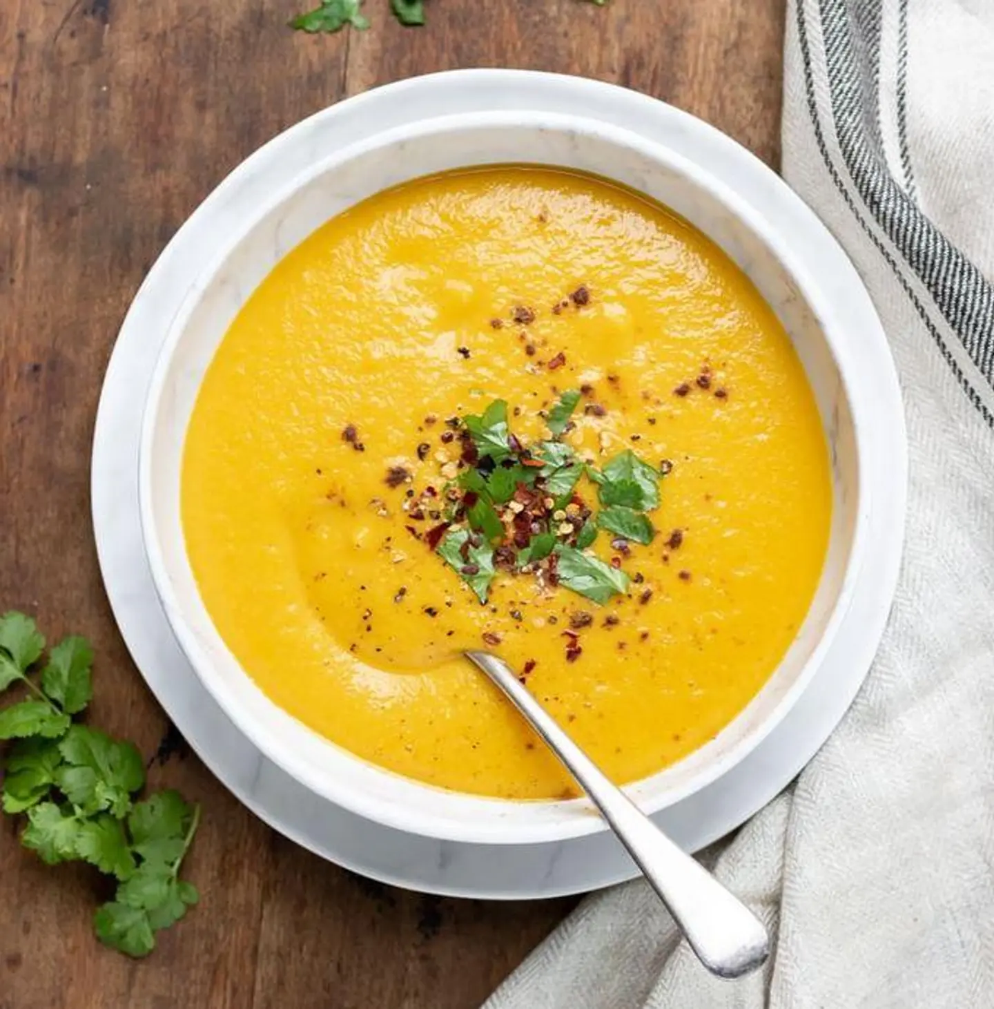 شوربة العدس