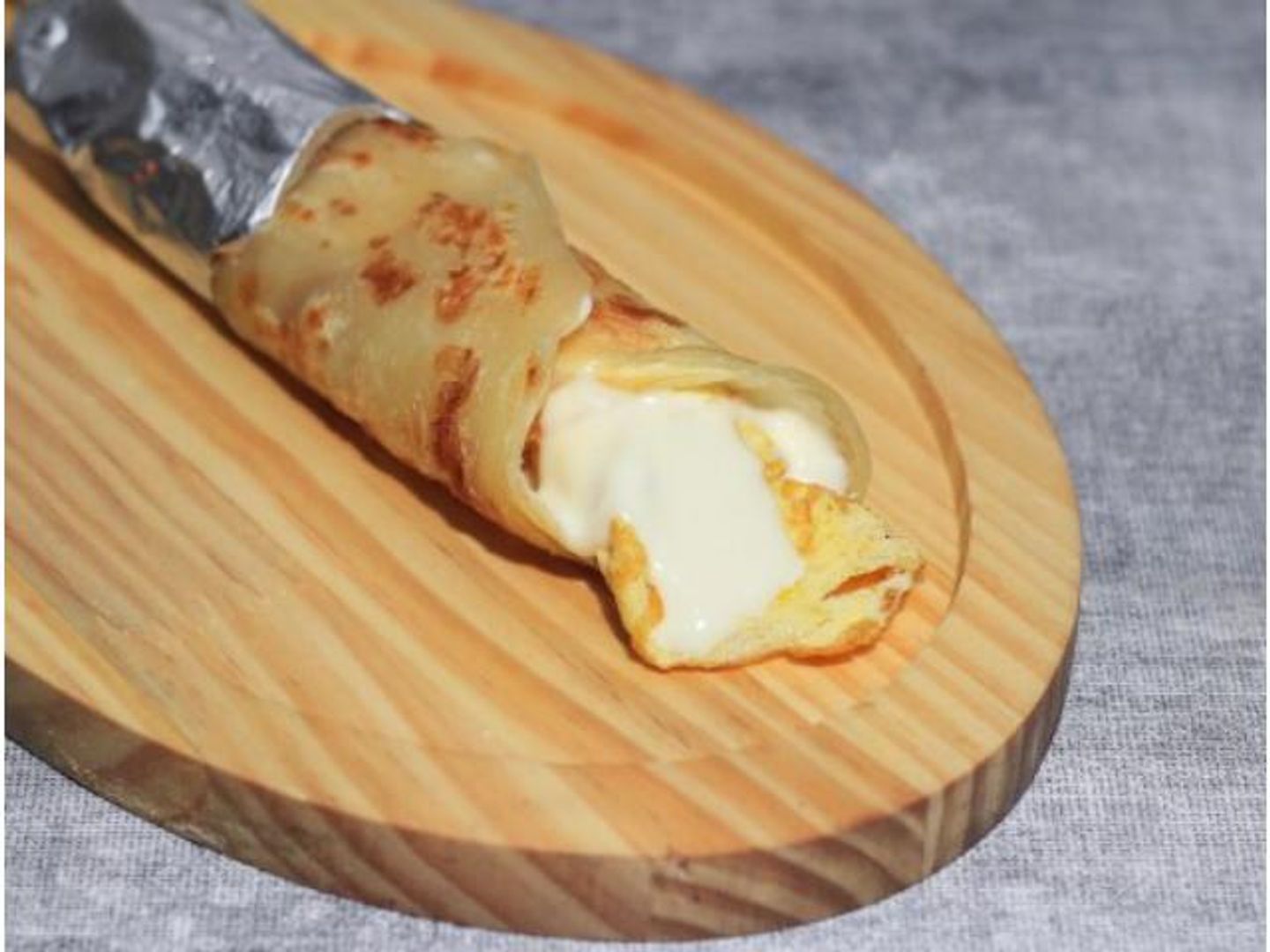 Chapati With Egg And Cheese
