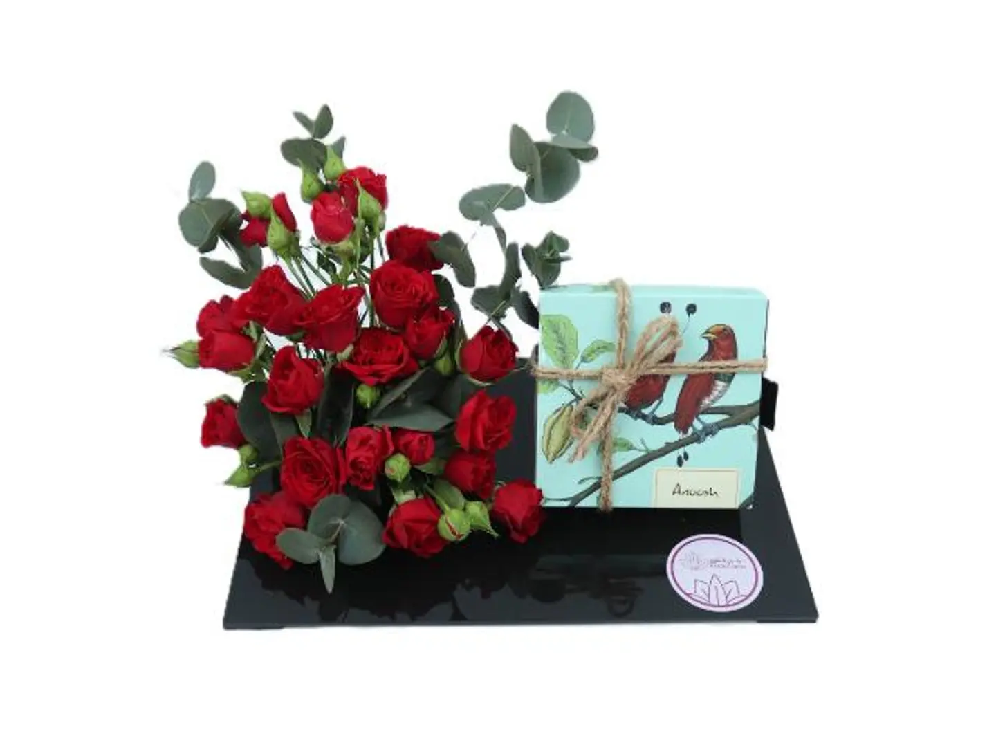 انوش ورد قد نشعر بالوحدة بين كثير من يجلسون حولنا، وقد نشعر بالأنس بوجود شخص واحد