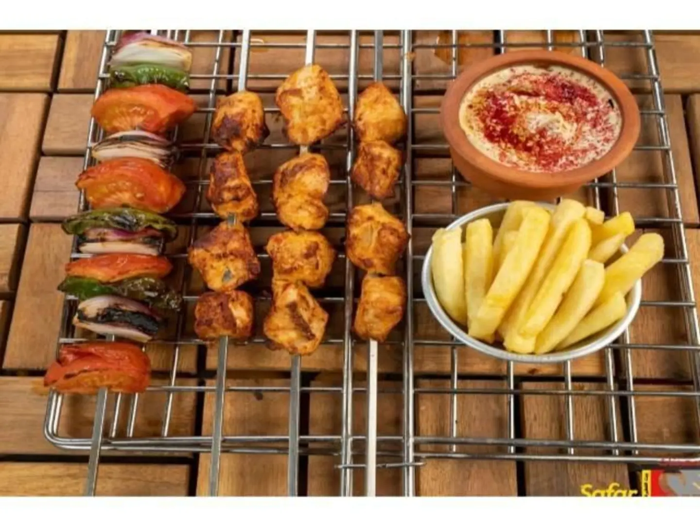 صحن شيش طاووق