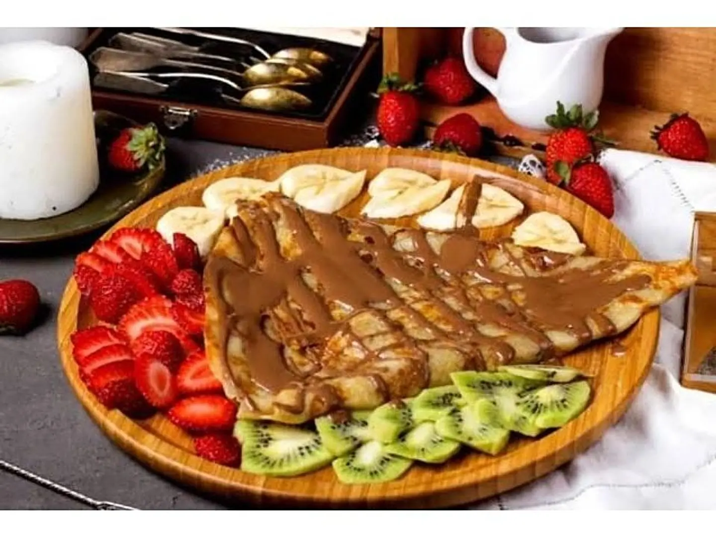 كريب نوتيلا فواكه