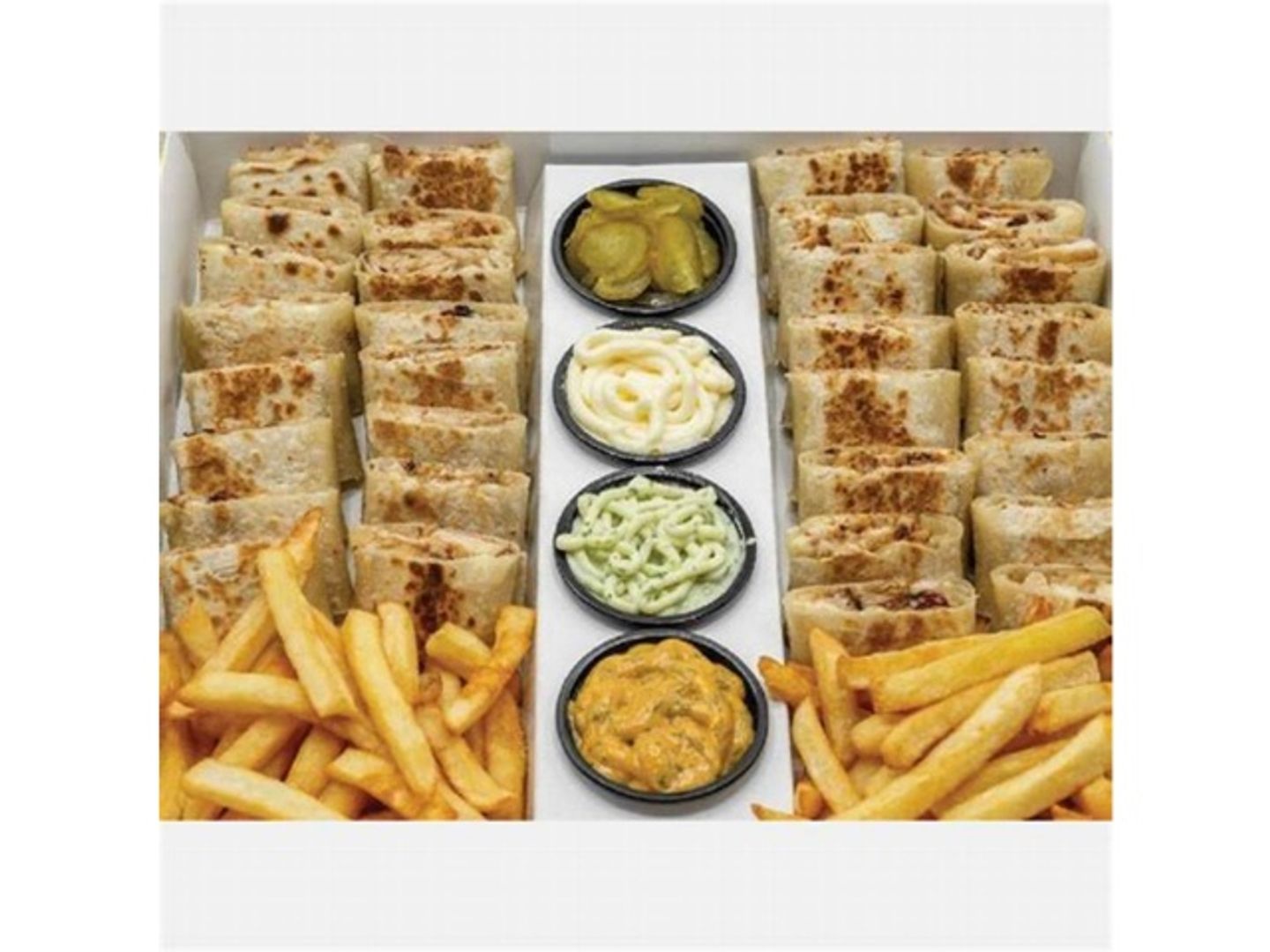 صحن شاورما عائلي بالجبنه