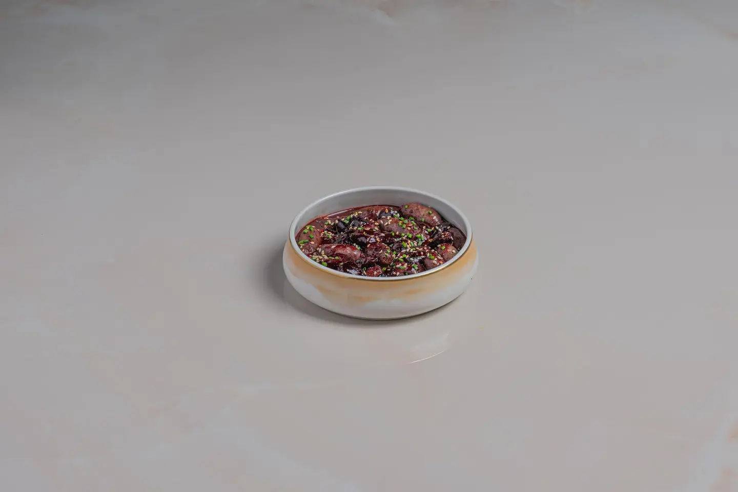 مقانق بالكرز