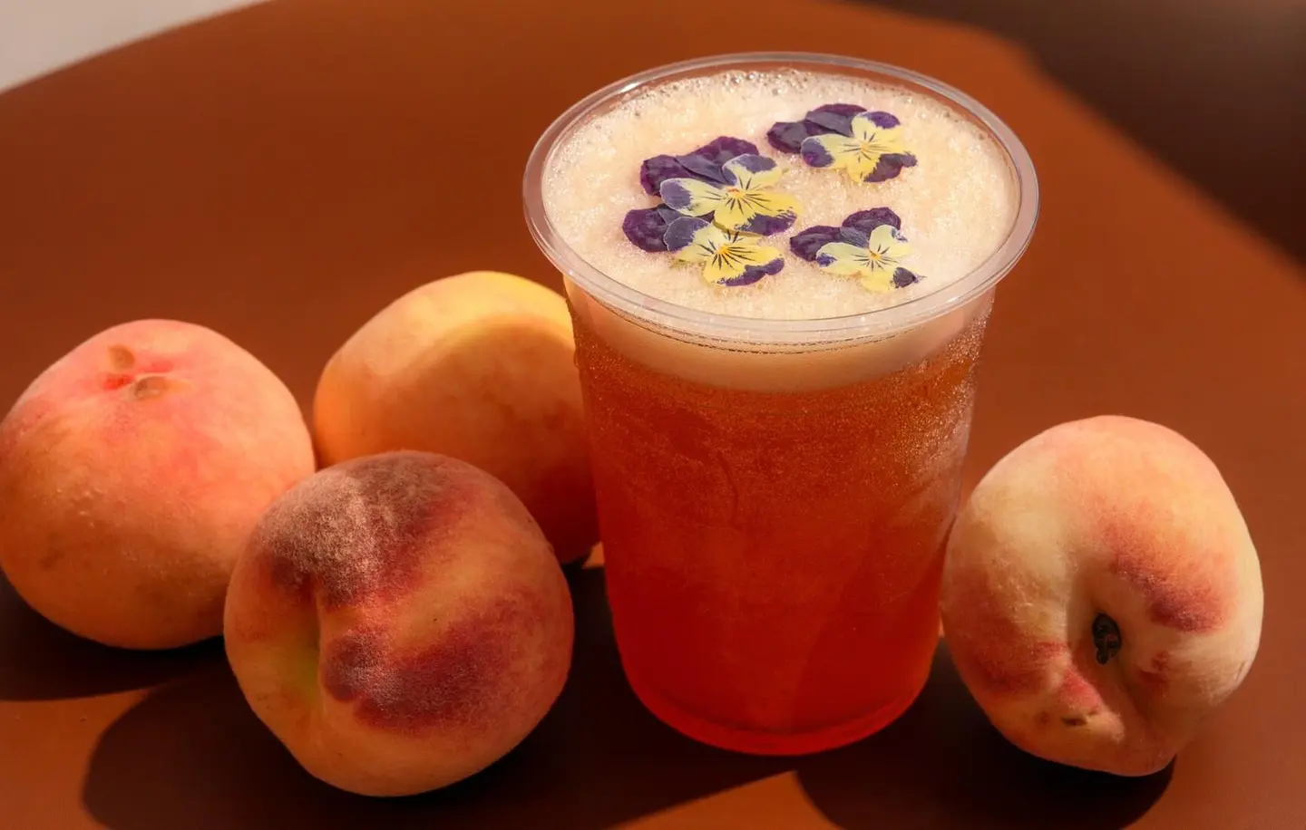 شاي مثلج خوخ