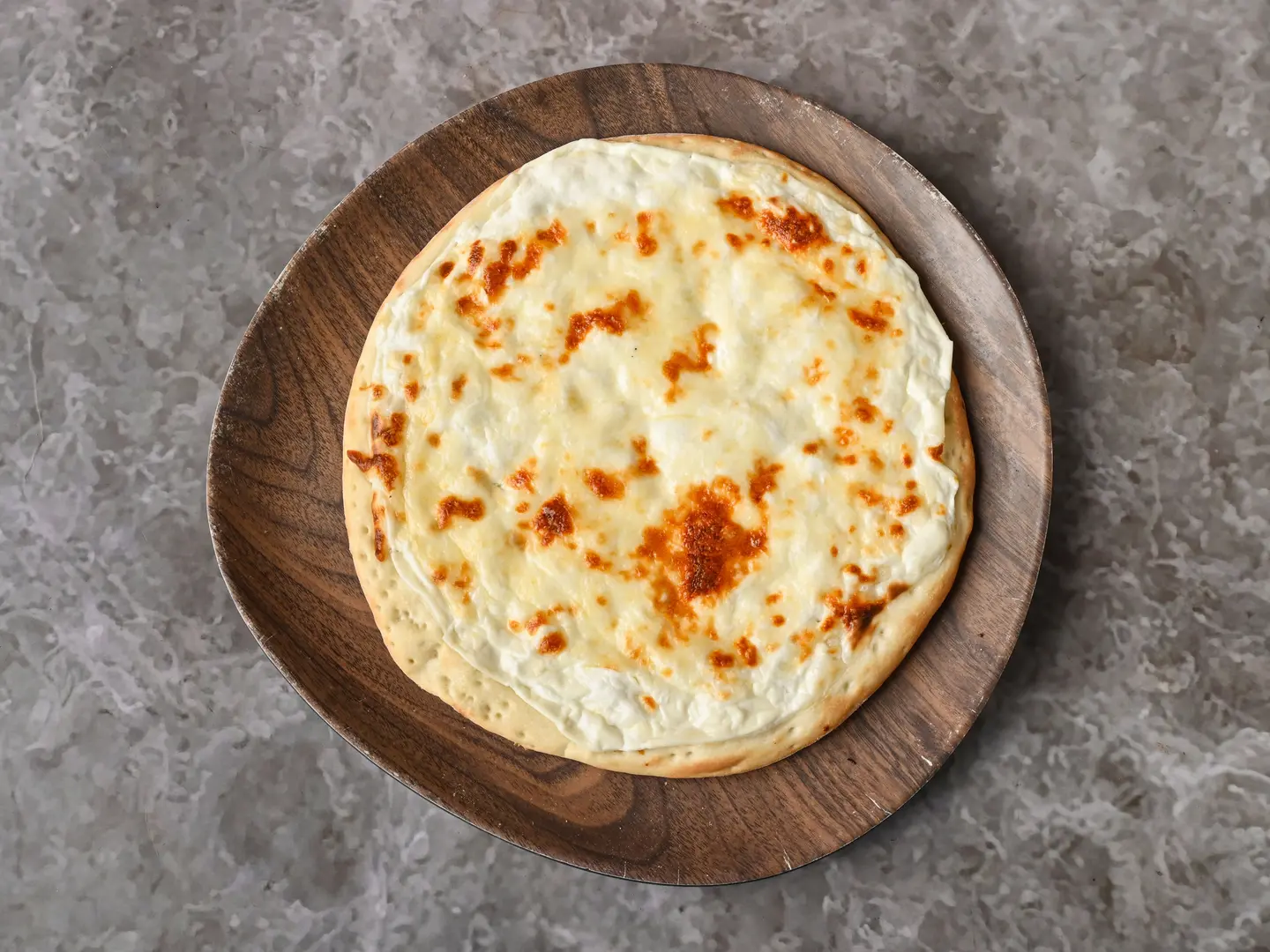 لبنة مع الجبنة