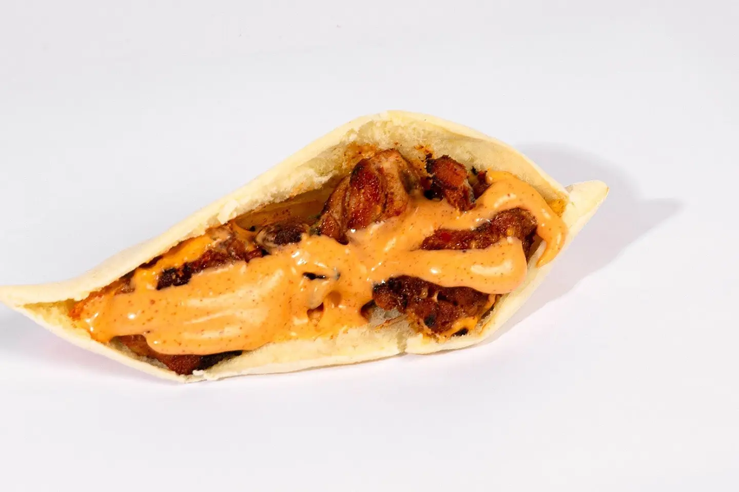 ساندويش شيش طاووق مدخن