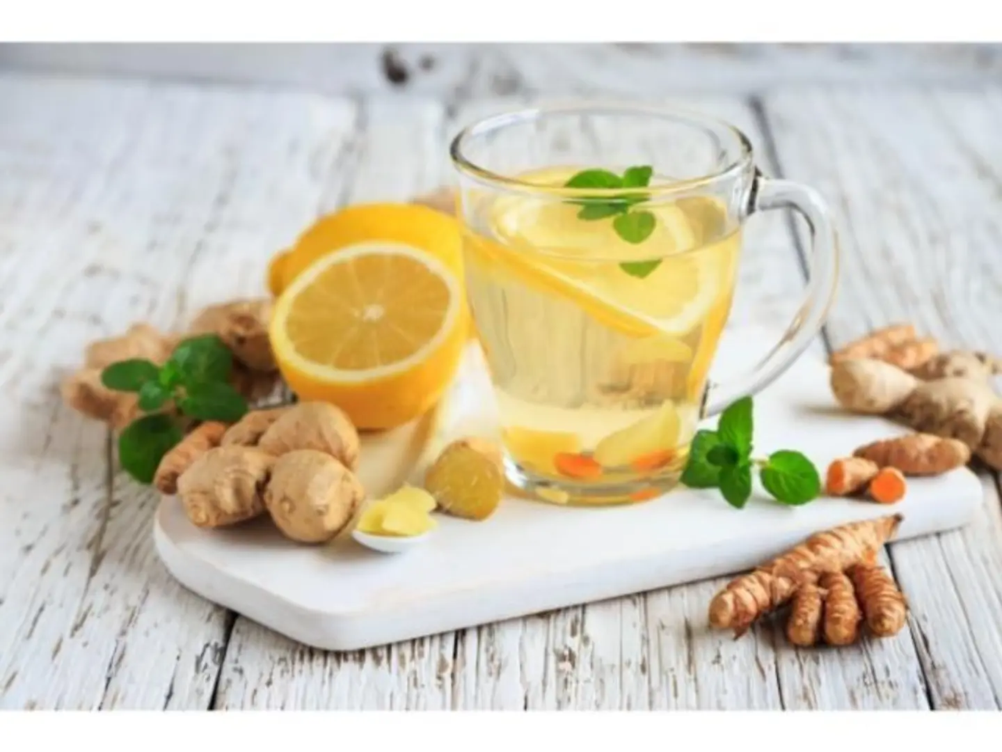 Water With Ginger And Lemon