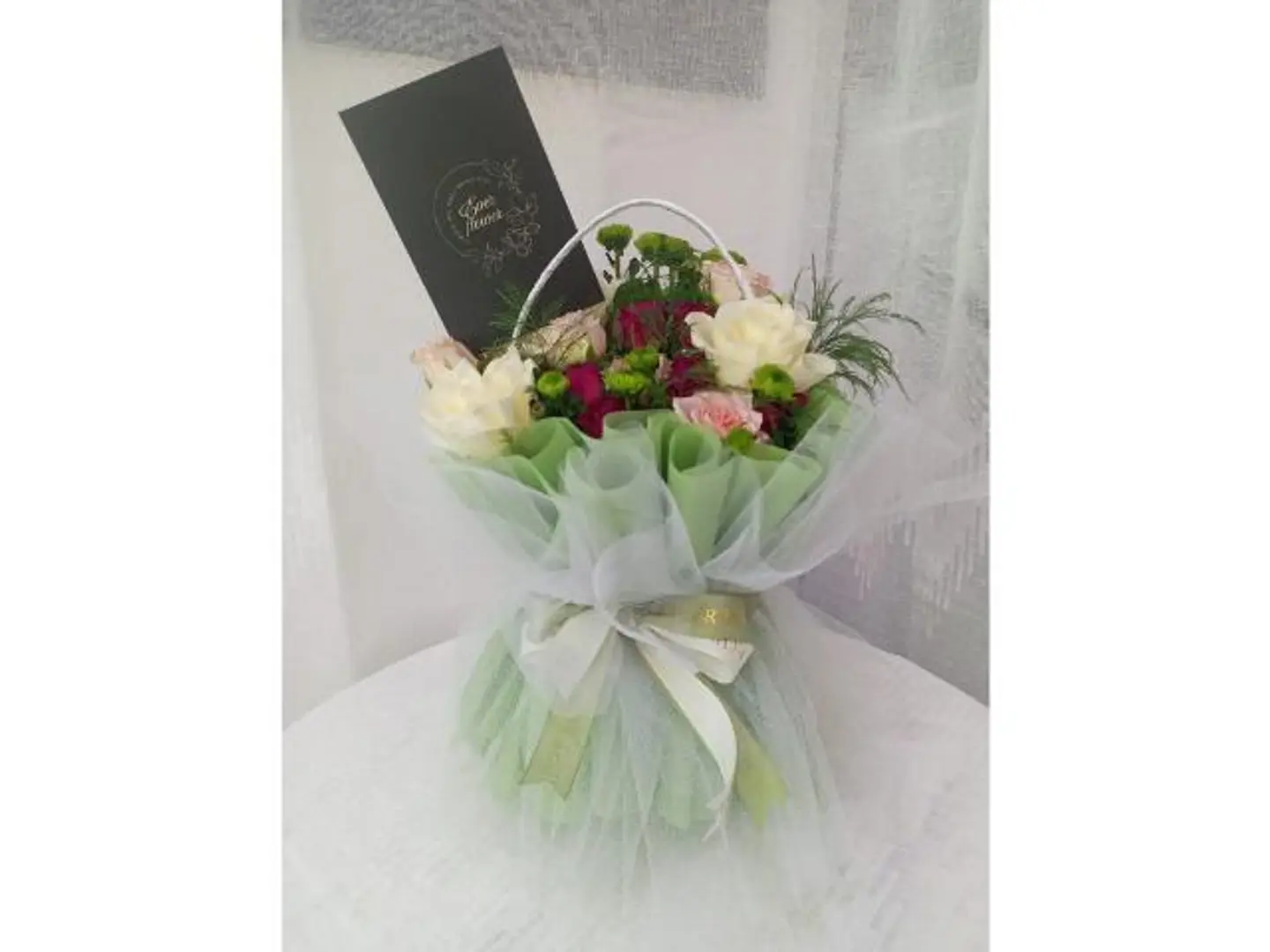 بوكية بتنسيق الورد الجوري