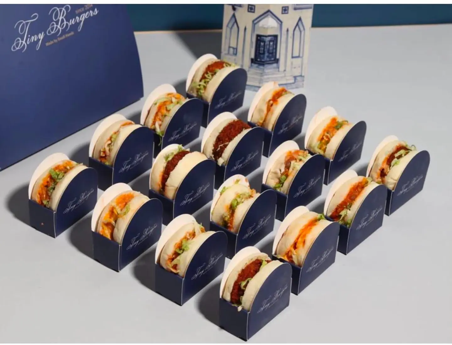 Tiny Burgers