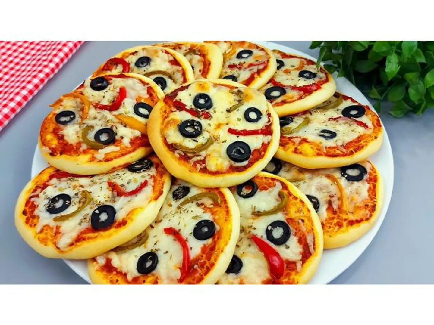 Pizza Tray 12 Pieces