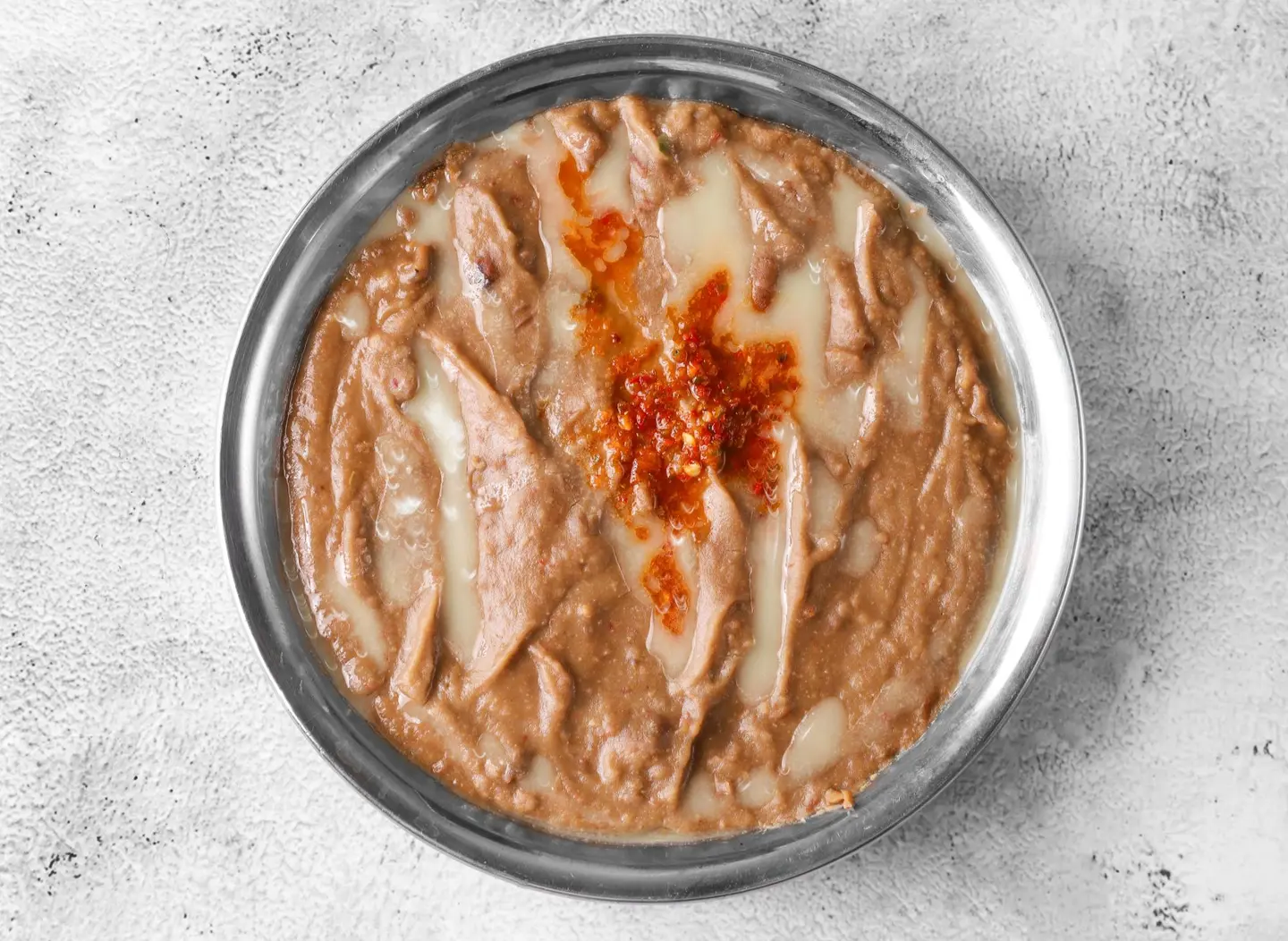 علبة فول