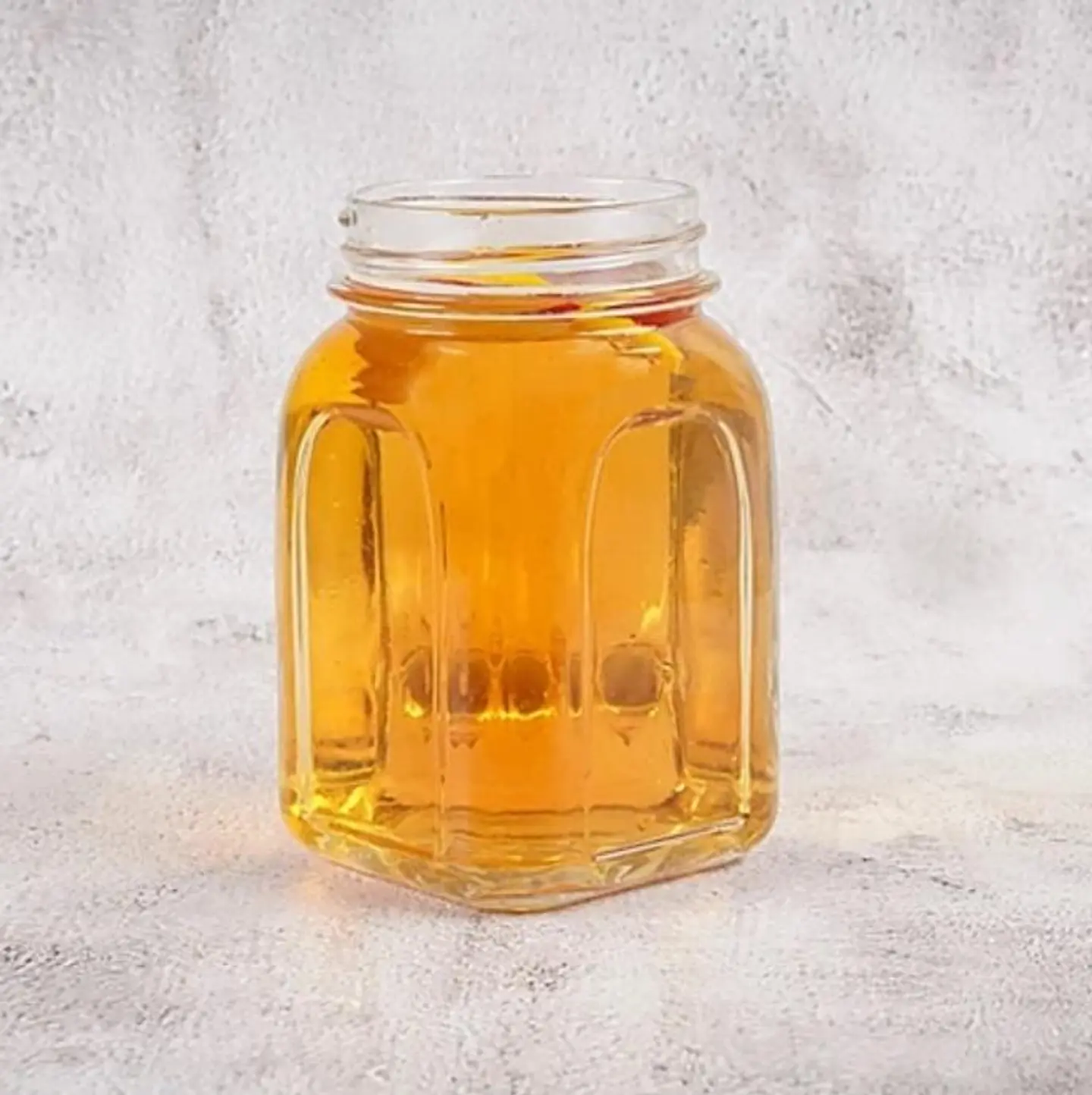 سعودي كوكتيل التفاح الاحمر