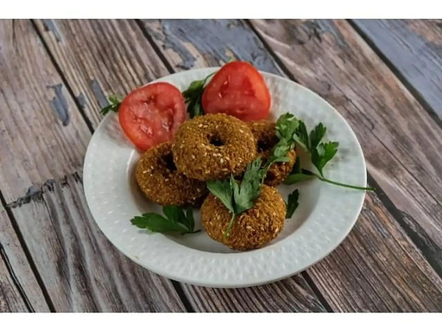 صحن مشكل فلافل