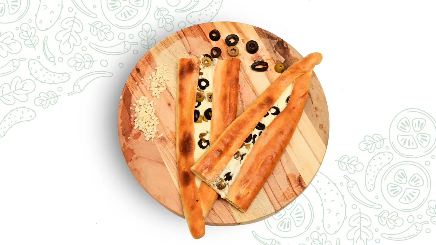 فطيرة لبنة بالزيتون