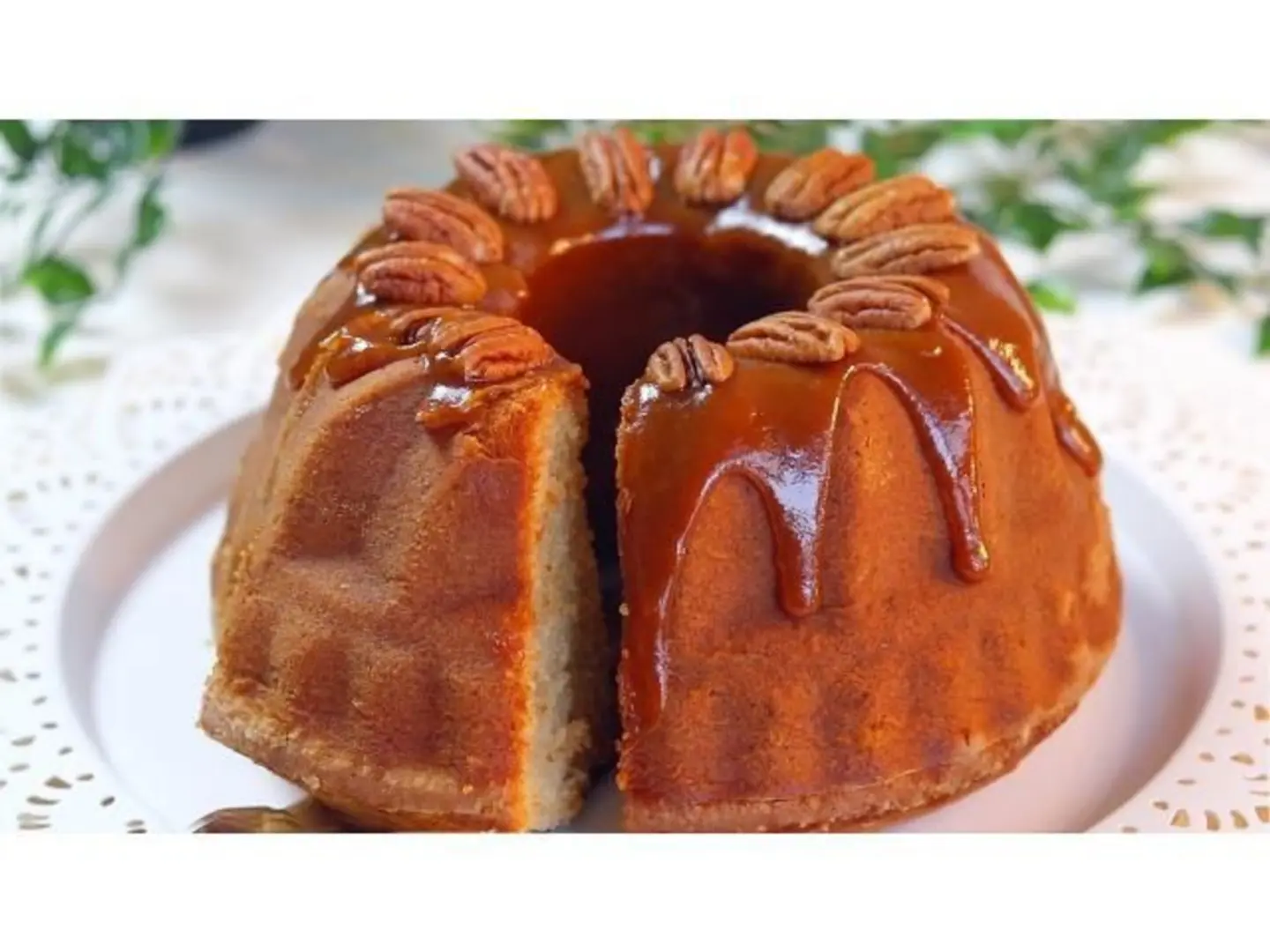 Date Cake With Toffee